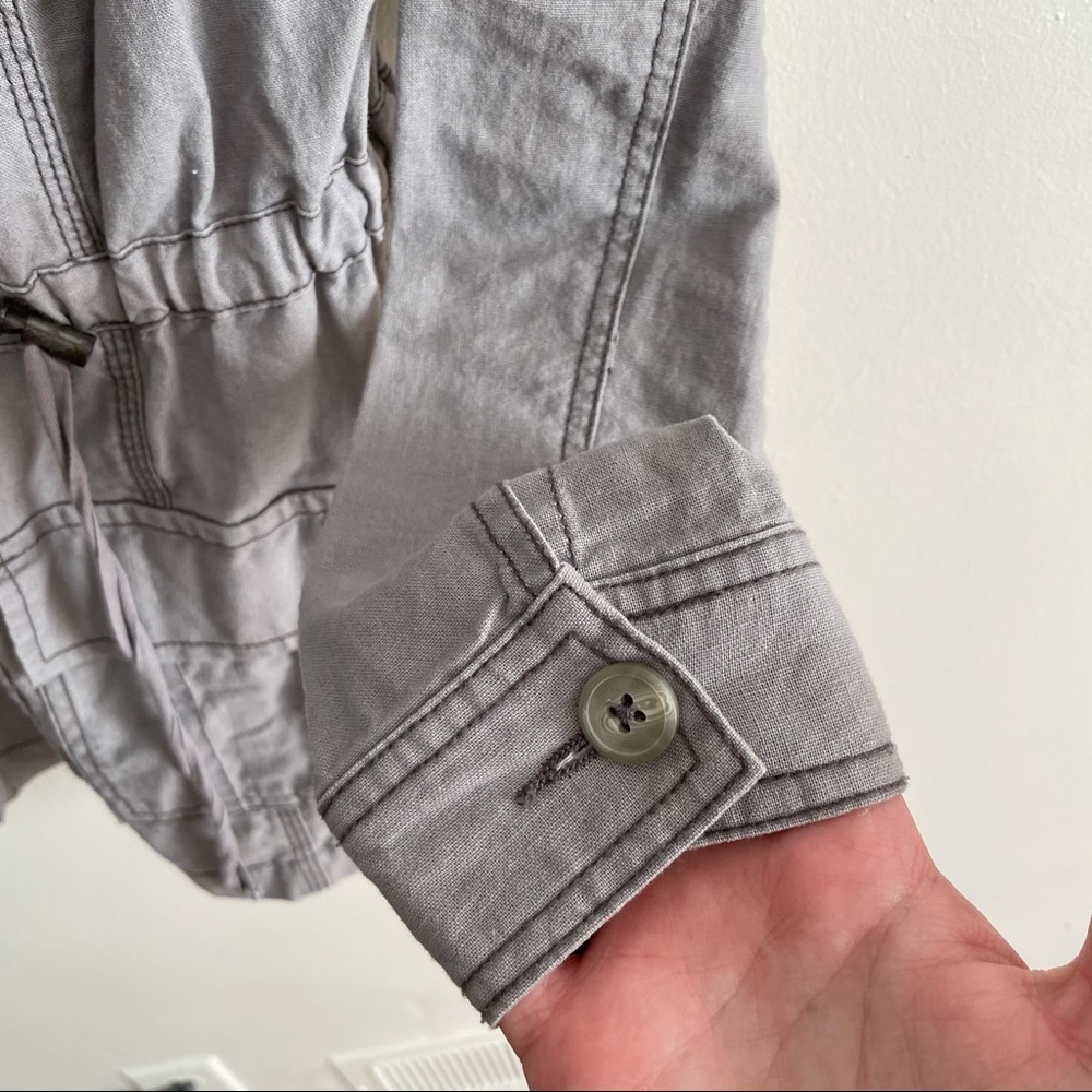 Lightweight Jacket - Picture 3 of 5